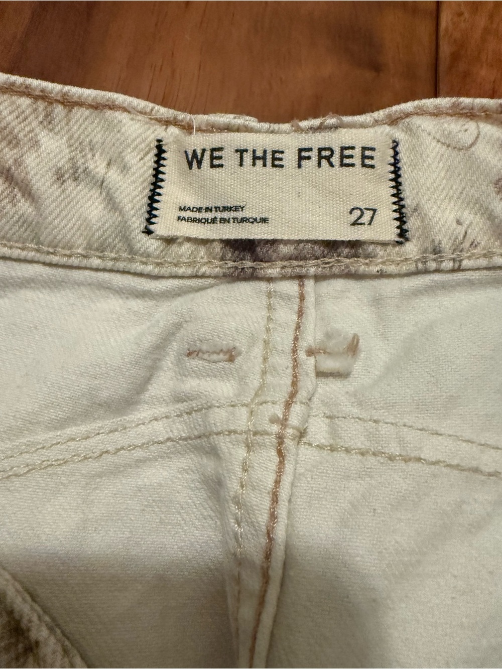 Free People We The Free Good Luck Barrel Jeans Cat Camo Print Cream sz 27 - Picture 6 of 16